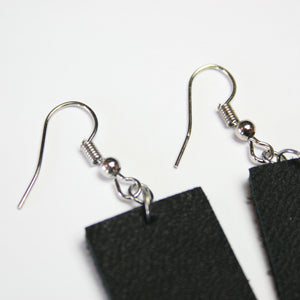 Leather Earrings - Wide Teardrop